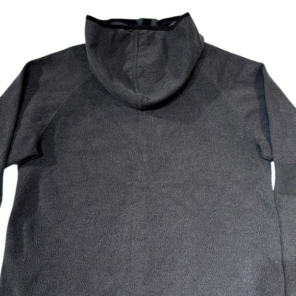 NWOT Oakley Hydrolix RS Shell QD 2.0 Stretch Hooded Running Jacket Men - Picture 8 of 10